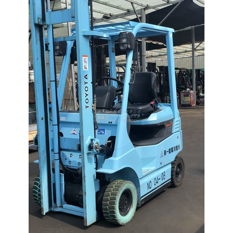 豐田藍(lán)色電動(dòng)叉車1.5噸高配平衡重6米門架